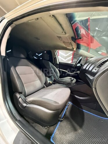 Kia Cerato-13