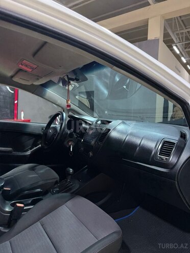 Kia Cerato-15