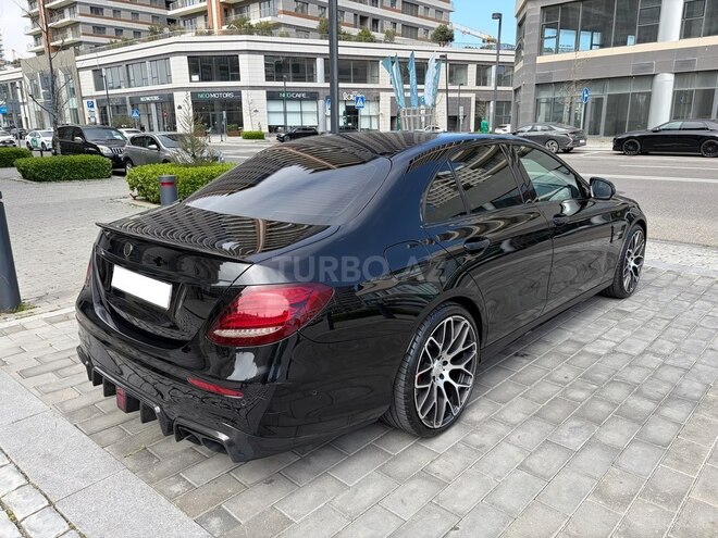 Mercedes E 200-4