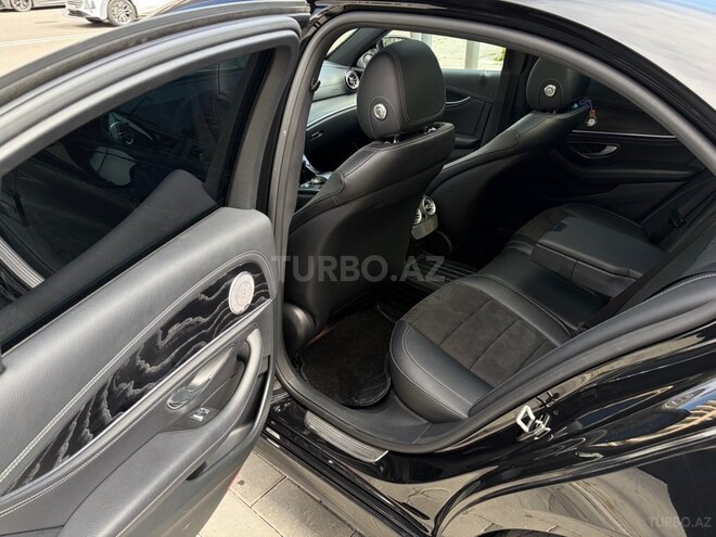 Mercedes E 200-12