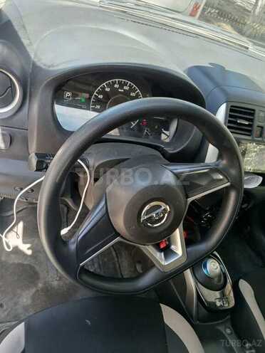 Nissan Note-6