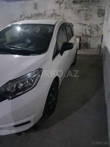 Nissan Note-5