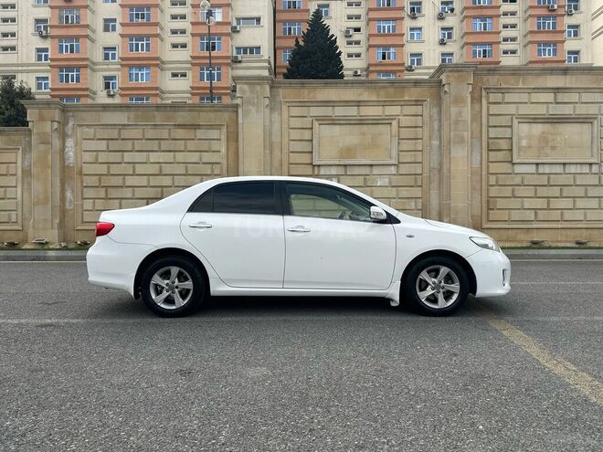 Toyota Corolla-9