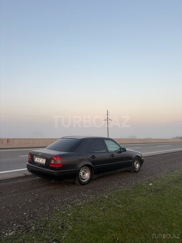 Mercedes C 220-6
