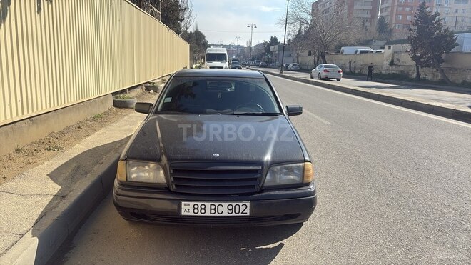 Mercedes C 220-1
