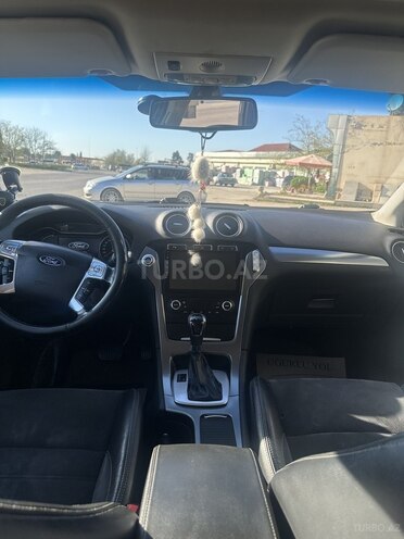 Ford Mondeo-3