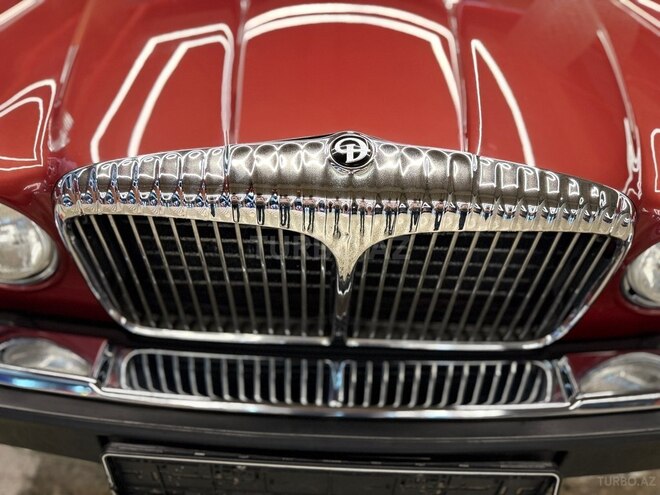 Jaguar Daimler Double-Six-10