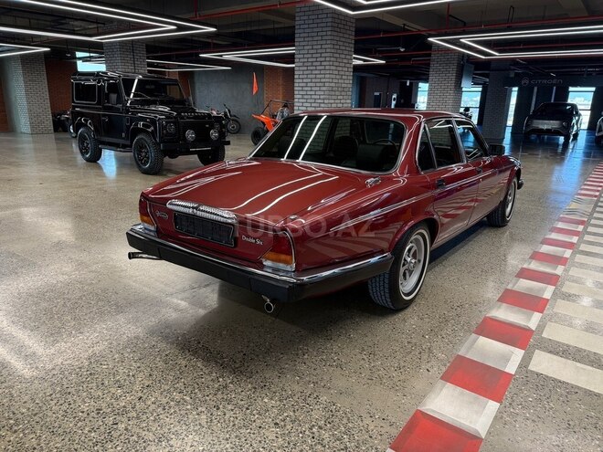 Jaguar Daimler Double-Six-5