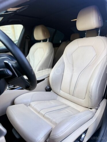BMW 530-10