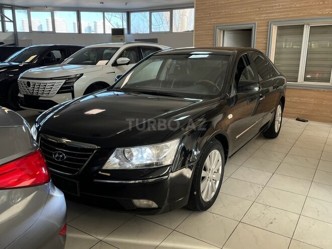 Hyundai Sonata-1