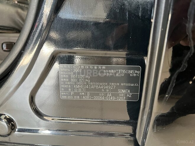Hyundai Sonata-15