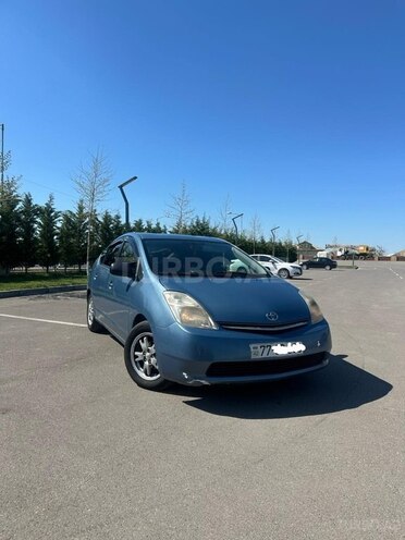 Toyota Prius-1