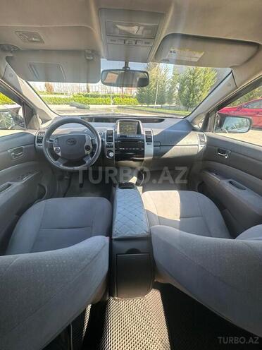 Toyota Prius-9