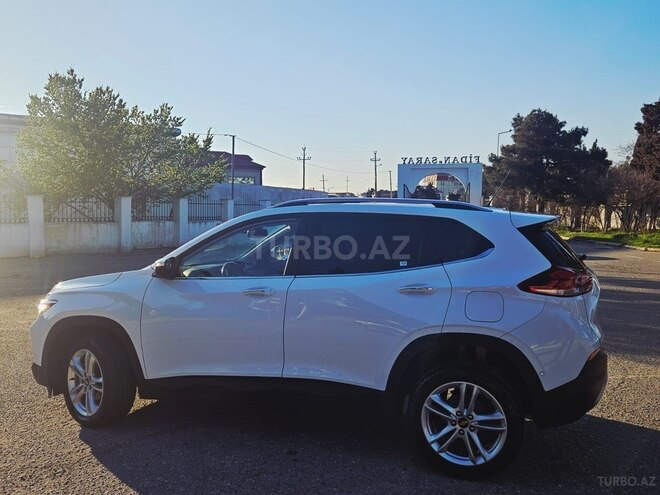 Chevrolet Tracker-5