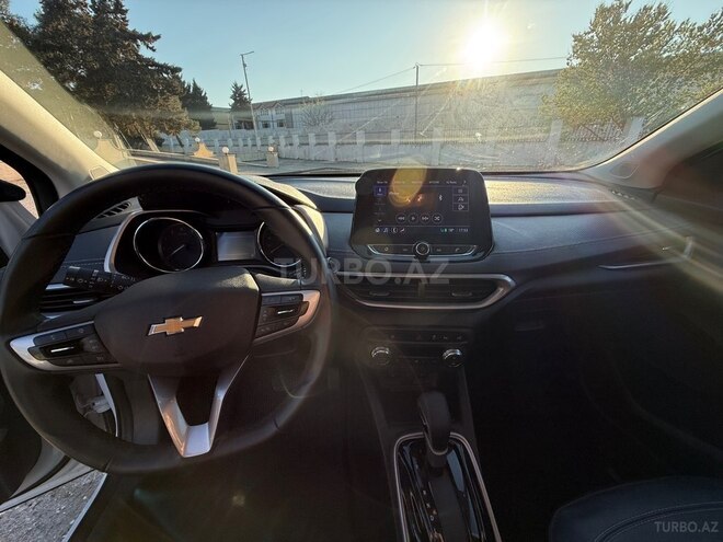 Chevrolet Tracker-8