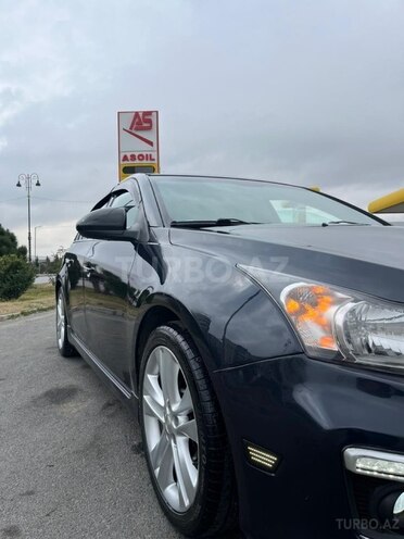 Chevrolet Cruze-13