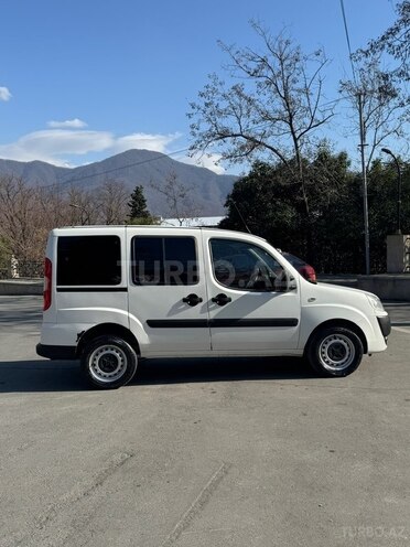 Fiat Doblo-5