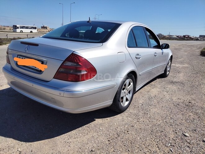 Mercedes E 220-4