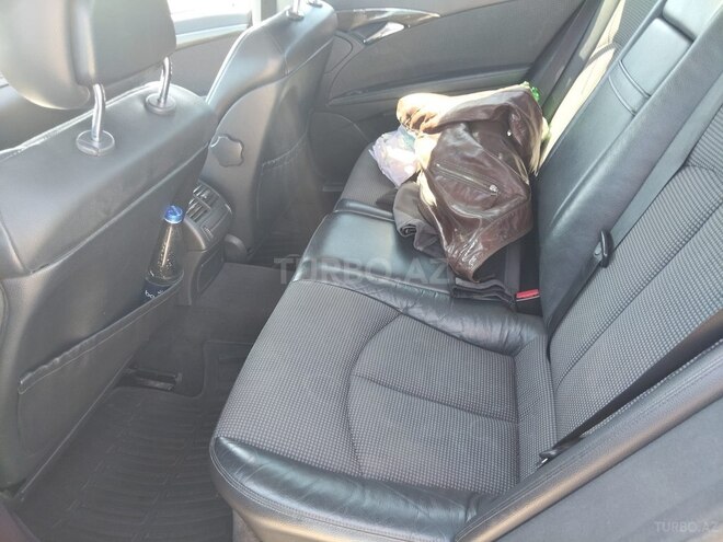 Mercedes E 220-7