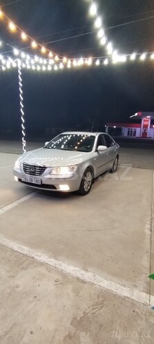 Hyundai Sonata-21