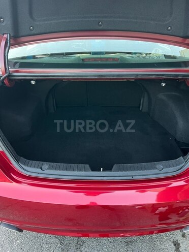 Hyundai Sonata-17