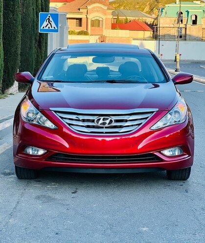 Hyundai Sonata-1