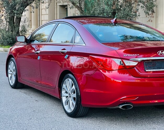 Hyundai Sonata-8