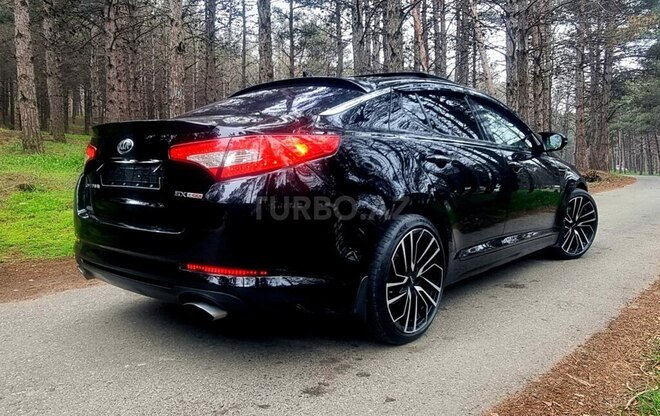 Kia Optima-3