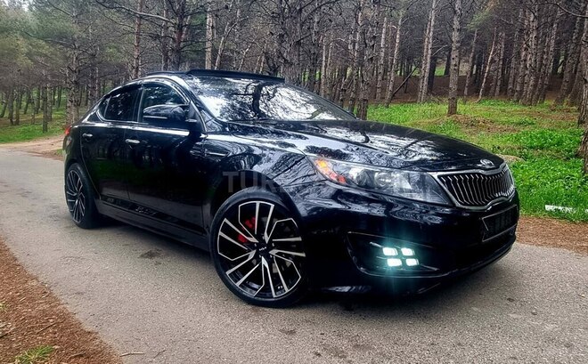 Kia Optima-4