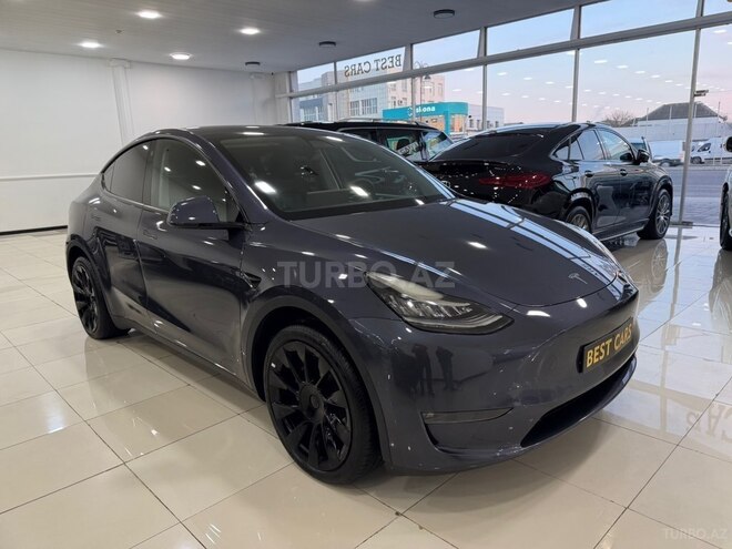 Tesla Model Y-2