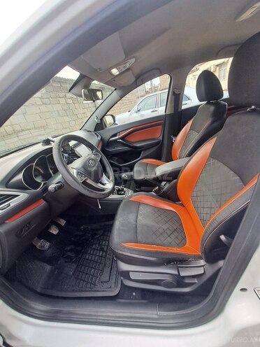 LADA (VAZ) Vesta Cross-10