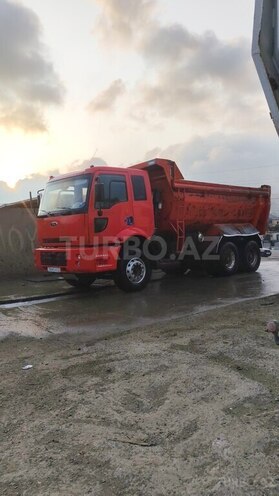 Ford Cargo-1
