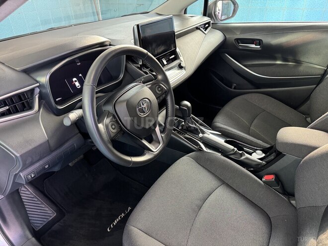 Toyota Corolla-8