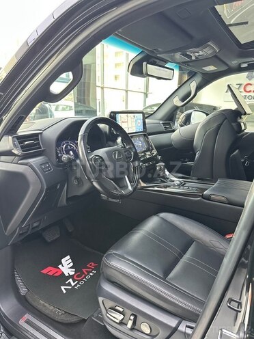 Lexus LX 600-18