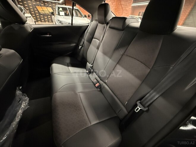 Toyota Corolla-13
