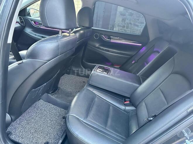 Hyundai Grandeur-9