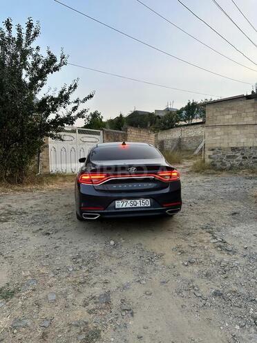 Hyundai Grandeur-19