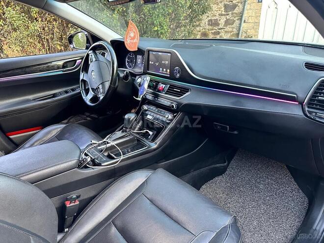 Hyundai Grandeur-7