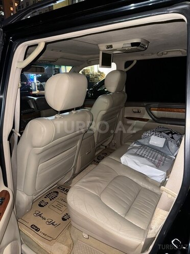 Lexus LX 470-13