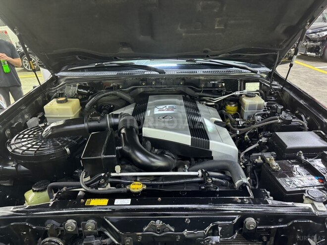 Lexus LX 470-14