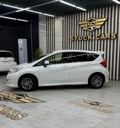 Nissan Note-5