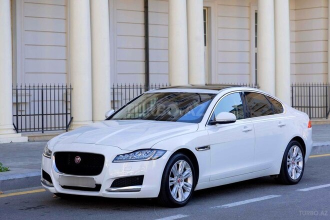 Jaguar XF-5