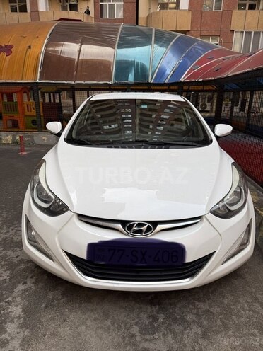 Hyundai Elantra-1