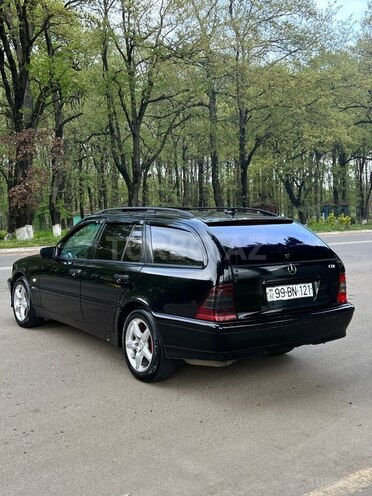 Mercedes C 220-9