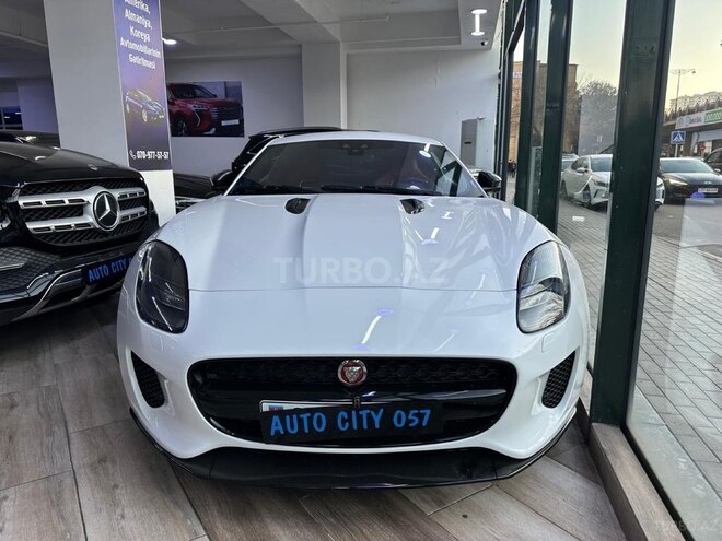 Jaguar F-Type-1