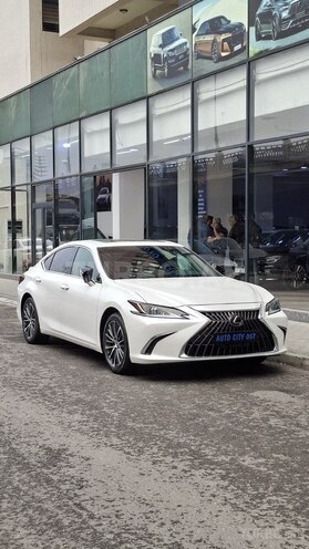 Lexus ES 300h-8