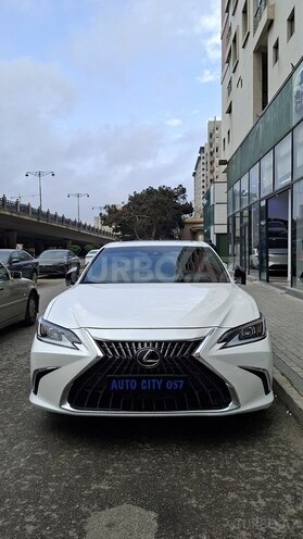 Lexus ES 300h-15
