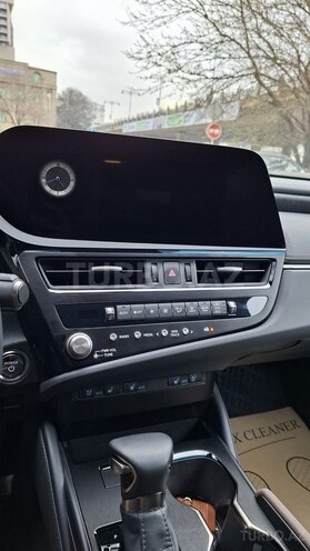 Lexus ES 300h-7