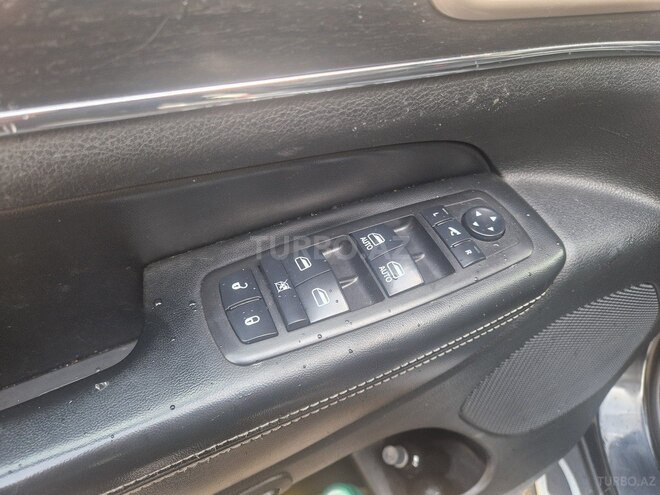 Jeep Grand Cherokee-17