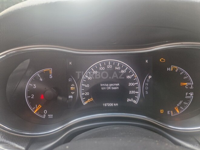 Jeep Grand Cherokee-18